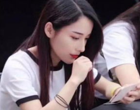 打工人的十日女友游戏 